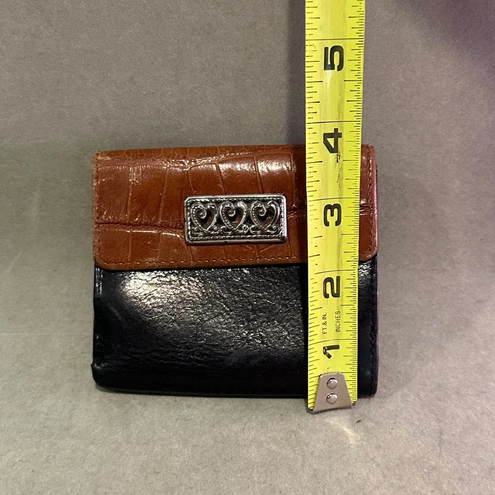 Brighton Black Brown Leather Croc Embossed Trifold Wallet‎ Silver Heart Filigree